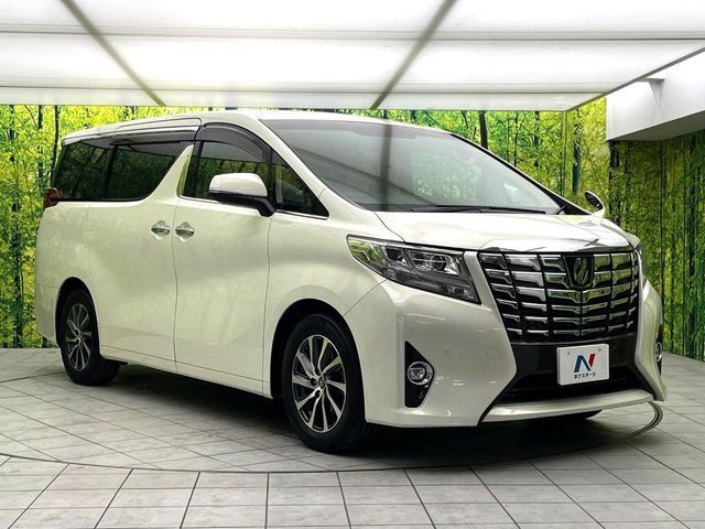 大好評のボディコーティング「弾スプラッシュコート」もご納車までに施工可能。通常のガラスコートと異なる、耐久年数6年の無機質ガラスコーティングが、ボディをキレイな状態に保ってくれます。
