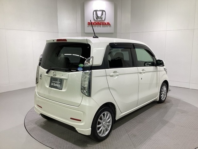 【Honda認定中古車 U-Select】　は3つの安心をお約束します。　1　Hondaのプロが整備した安心。 2　第三者機関がチェックした安心。　3　購入後もHondaが保証する安心。