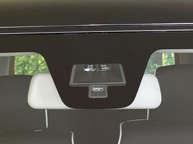 【スズキ　セーフティサポート】走行中に前方の車両等を認識し、衝突しそうな時は警報とブレーキで衝突回避と被害軽減をアシスト。より安全にドライブをお楽しみいただけます。