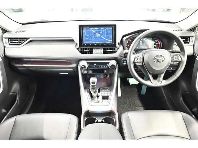 見通しのよいすっきりとした視界で、運転もしやすいです。