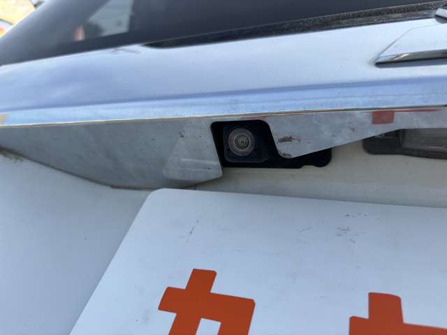 追加の電装品やエアロ取り扱い取付も可能です！モデリスタエアロ、TRD、アルパイン、フリップダウンモニター、大型ナビ、バックカメラ、LEDヘッドライト、アルミホイール、ダウンサス、車高調などなど、、！？