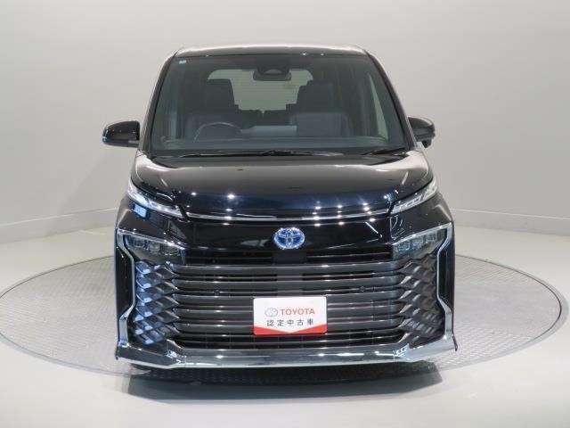 「フロントマスク」です。車の印象を決めるのは【顔】。この車の顔つきは、あなたにピッタリ！？