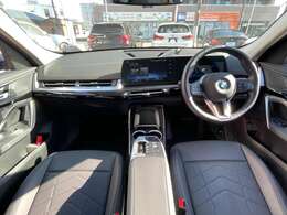 他社では車両価格が安くても膨大な諸経費で総支払額が高いケースが多く見受けられます…当社では整備費＆保証料込価格になりますのでご安心です♪