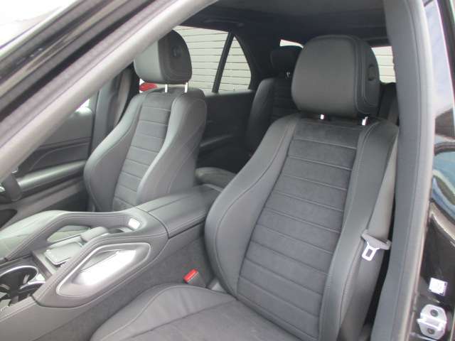 メルセデス・ベンツ GLE 300 d 4マチック AMGラインパッケージ