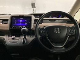 ホンダ純正メモリーナビ搭載ですので、遠距離へのお出かけもお任せ下さい。