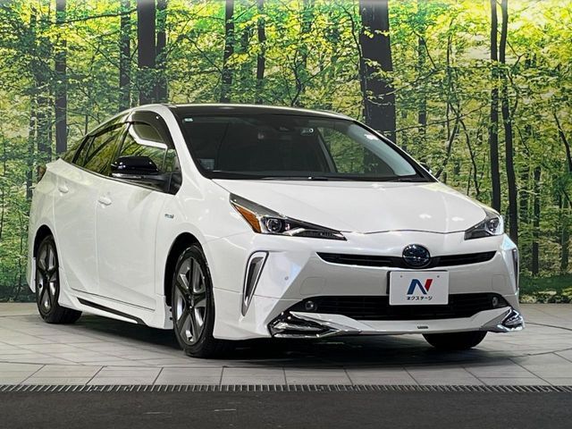 大好評のボディコーティング「弾スプラッシュコート」もご納車までに施工可能。通常のガラスコートと異なる、耐久年数6年の無機質ガラスコーティングが、ボディをキレイな状態に保ってくれます。