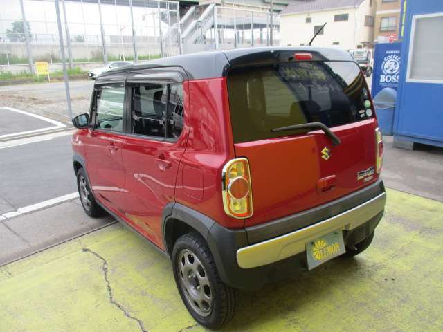 当社は全車に外装・内装クリーニング済み！！外装の磨きと室内クリーニングを施したお車です。ピカピカのお車を是非店頭でご確認下さい。