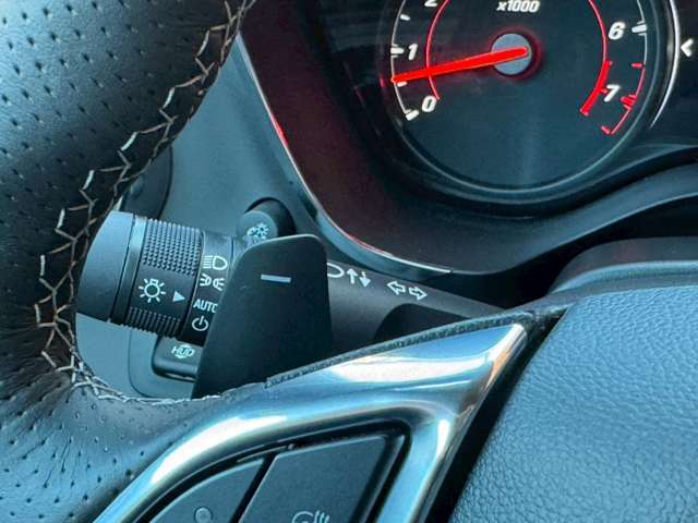 【GLIONグループ　GSQUARE】の車輌をご覧頂き、誠にありがとうございます。お客様にピッタリなお車を弊社スタッフがご案内させて頂きます。