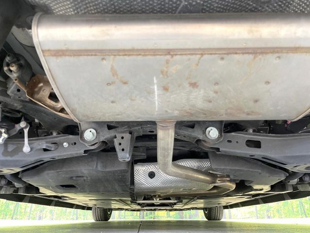 下回りがきれいなうちに、防錆加工の施工がオススメ。降雪地域はもちろん、沿岸部にお住いの方や、趣味でマリン・ウィンタースポーツをされる方にご好評いただいております。