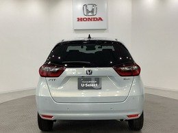 【Honda認定中古車 U-Select】　は3つの安心をお約束します。　1　Hondaのプロが整備した安心。 2　第三者機関がチェックした安心。　3　購入後もHondaが保証する安心。