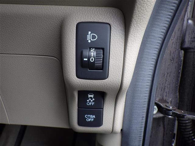 【運転席操作部】快適なドライブを楽しむための機能が装備されています！運転席から触れるので、使いやすいです！除菌プランいれていただくと、さらに清潔で安心していただけます！