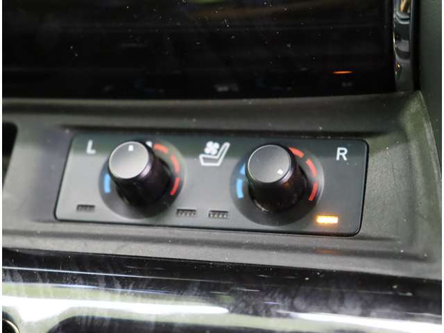 ★ベンチレーション＆シートヒーター★