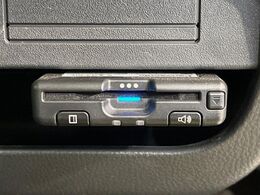【ETC】高速道路の料金所をストレスなく通過！話題のスポットやサービスエリアに多い「スマートIC」利用時は必須のアイテムです。当店でセットアップを実施、ご納車当日からすぐにご利用いただけます！