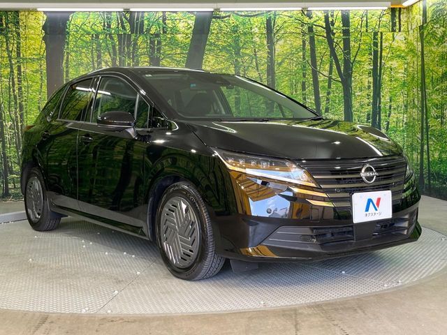 大好評のボディコーティング「弾スプラッシュコート」もご納車までに施工可能。通常のガラスコートと異なる、耐久年数6年の無機質ガラスコーティングが、ボディをキレイな状態に保ってくれます。