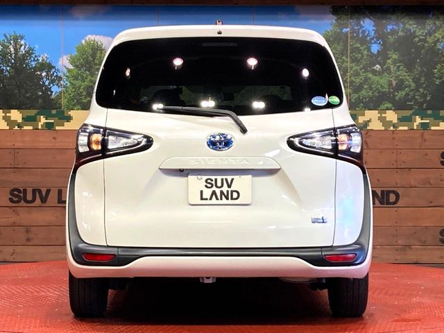 安心の最長10年・走行無制限保証（有償）をご用意。保証内容も充実はもちろん、無料点検＆オイル交換や、年中無休の全国・24時間ロードサービスも付帯されておりますのでご安心下さい。