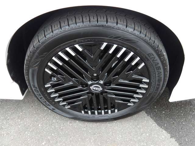 日産純正アルミホイール