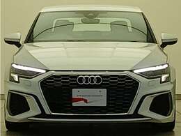 日本全国、ご自宅前までご納車いたします！ご納車後は最寄りのAudi正規ディーラーにて、期間中保証やメンテナンスをお受けいただけます！