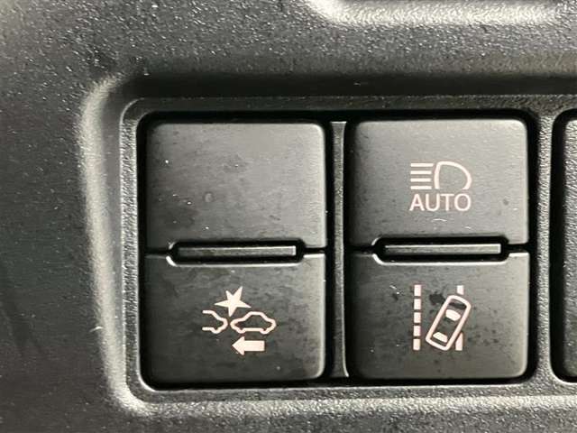 当社の車は納車前にしっかり点検・整備してお届けになります。全国5，000箇所対応のトヨタロングラン保証付！