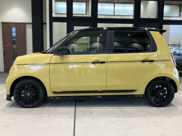 ホンダの安全運転支援システム「HondaSENSING」がついております！車線維持支援システムや、前走車を検地し、自動で加減速を行うアダプティブ・クルーズ・コントロールなど全部で8種類あります！