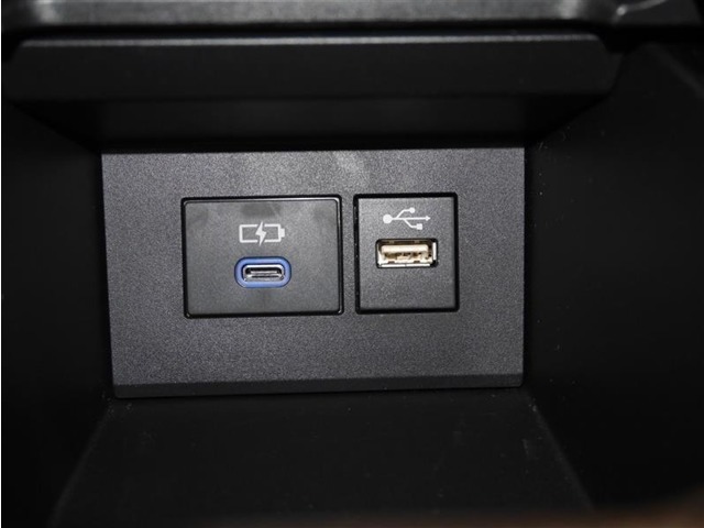 充電用USB端子/USB端子