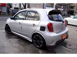 車高調はHKSハイパーMAXです