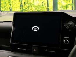 【10.5インチ　ディスプレイオーディオ】大画面のディスプレイはAppleCarPlayやAndroidAutoが利用可能。大きな画面でスマホナビアプリ等が利用いただけます♪