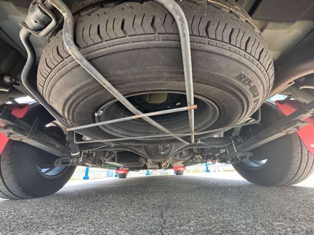 キャンピングカー・福祉車両・商用トラックなどオークションではなかなか見つからないものは当社が直接買取しています。全国を買取りスタッフが飛び回り稀少モデルを集めています。