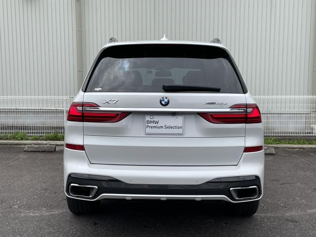 一目で伝わるBMW特有のスポーティーなプロポーションは、BMWの走行性能を生み出すのに欠かせない要因の一つです。細部まで拘りぬいたお車をぜひ一度ご覧ください！