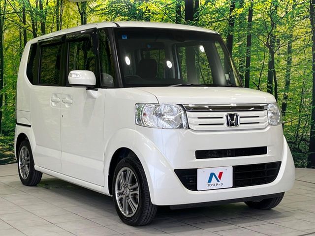 大好評のボディコーティング「弾スプラッシュコート」もご納車までに施工可能。通常のガラスコートと異なる、耐久年数6年の無機質ガラスコーティングが、ボディをキレイな状態に保ってくれます。