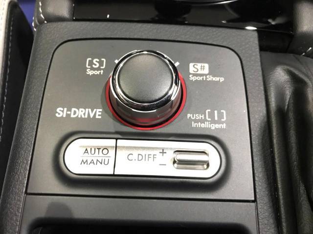 【SI-DRIVE】市街地走行など燃費や扱いやすさ重視のIモード、スポーティーなSモードに加え、アクセル反応をより鋭敏にし積極的な走りを可能にしたS＃モードの3つのドライブフィールを満喫できます☆