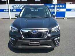 SUBARU 認定U-Car Premium：SUBARU 認定U-Carのうち、AIS評価点4.5点以上・走行距離3万キロ未満、使用月数36ヶ月未満という更に厳選したハイクオリティなクルマのみをラインアップ。