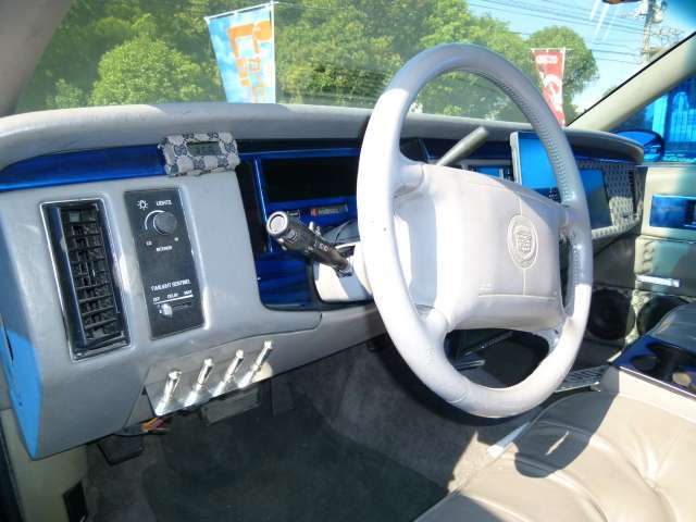 キャデラック ブロアム 純正ステアリング