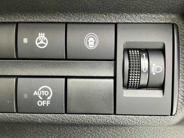 お車に合わせて無料保証以外にも、保証範囲、期間、距離を拡充させた有料保証もご用意しております！中古車の購入が初めてで不安・・・というお客様もご安心ください！