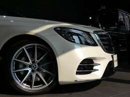 純正HDDナビ（アップルカープレイ対応）・地デジ・360°カメラ・ETC・Meコネクト＆純正20インチアルミホイール付！！