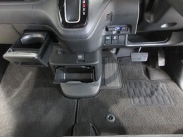 車内もクリーニング済みです。