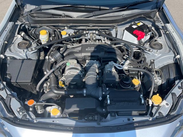 親切・丁寧な専門メカニックスタッフが応対！・車検・点検整備・事故等の修理などアフターサービスも安心。お車のカスタマイズもネクステージのサービススタッフまでご相談ください！