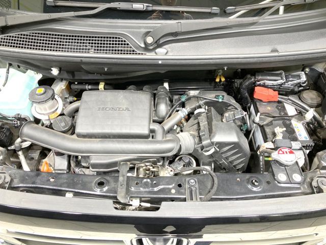 親切・丁寧な専門メカニックスタッフが応対！・車検・点検整備・事故等の修理などアフターサービスも安心。お車のカスタマイズもネクステージのサービススタッフまでご相談ください！