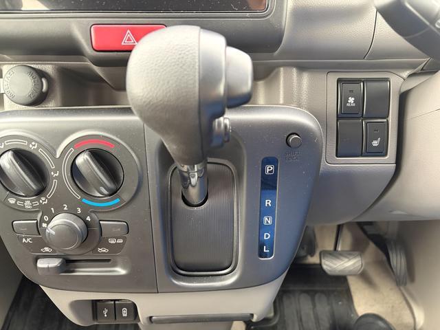 新車保証継承、もしくはスズキOK保証をお付けしてお渡しいたします。