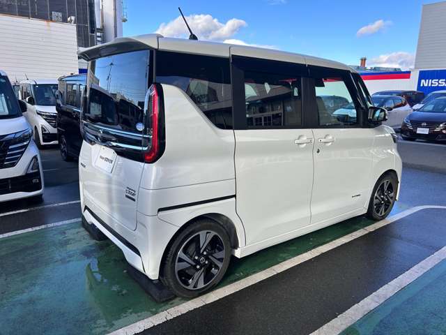 日産中古車ワイド保証　「12ヶ月・走行距離無制限」　（別途費用にて保証の1年or2年延長が可能です）　・納車後1ヶ月or1000km時の無料点検もお付けしております。