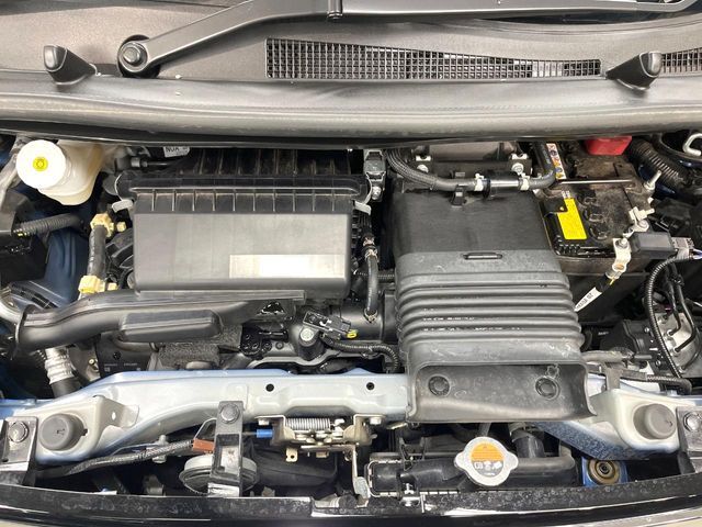 親切・丁寧な専門メカニックスタッフが応対！・車検・点検整備・事故等の修理などアフターサービスも安心。お車のカスタマイズもネクステージのサービススタッフまでご相談ください！