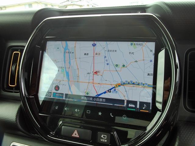 メーカーオプションの9インチナビ