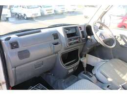 お客様が安心して乗っていただけるよう常時、劣化した部品等は交換しております。他にも交換時期がきた部品等は自社工場にて点検整備をおこなっております！