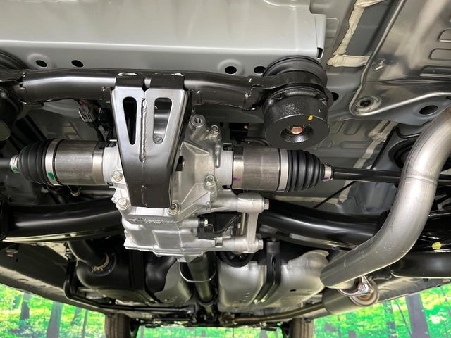 下回りがきれいなうちに、防錆加工の施工がオススメ。降雪地域はもちろん、沿岸部にお住いの方や、趣味でマリン・ウィンタースポーツをされる方にご好評いただいております。