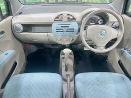 グループ総在庫数約30，000台！！全国の系列店からメーカー・車種問わずご紹介出来るので、あなたにピッタリのお車が見つかるはずです♪まずはお問い合わせ下さい☆