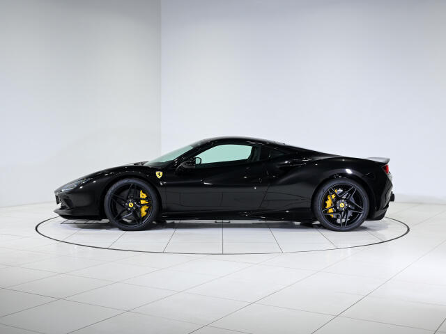 U2 1/64 フェラーリ F8 トリブート black XF MODEL 1/64 Scale Ferrari F8 Tributo Black Diecast Car