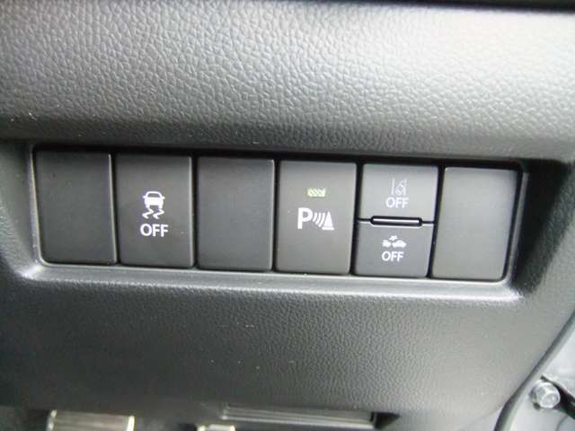 ★自社修理工場完備！　当社のメカニックが責任をもって点検・整備を隅々まで厳しく実施致します！　初めて中古車をご購入される方にも『安心』して素敵なカーライフをして頂けるよう心掛けております！（^^♪