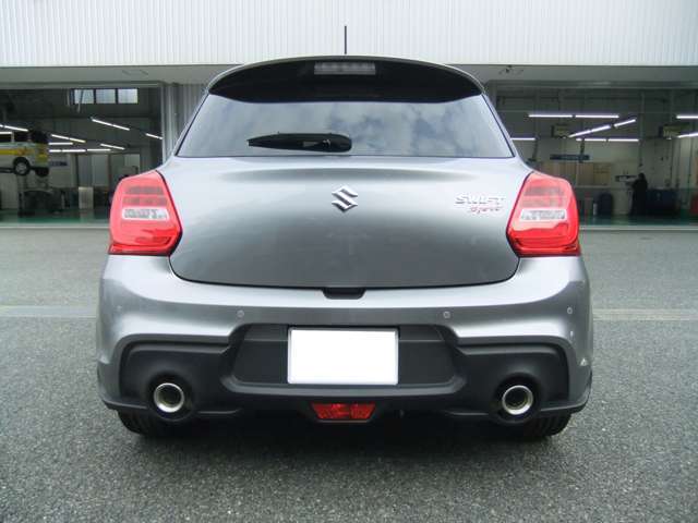 ★中古車は『一物一価』・『早いもの勝ち！』　ネットの社会に伴い掲載からご成約までの時間が早くなっております！　「見に行ったのに車が無かった！」という事がないように、ご来店の際はご連絡下さい！（^^♪