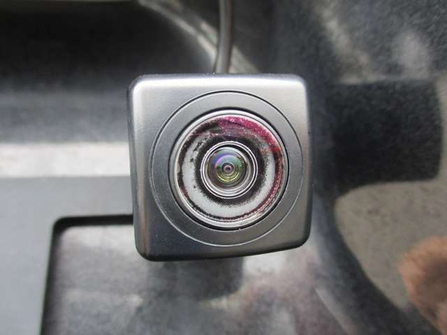 バックカメラ付で駐車も楽々！