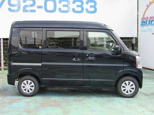 両側スライドドアで乗り降りラクラク