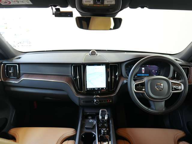 Bowers＆Wilkinsサウンド　茶革シート　パノラマルーフ　Applecarplay　Androidauto　全方位カメラ　純正ナビ　Bluetooth　電動シート　シートヒーター　HUD